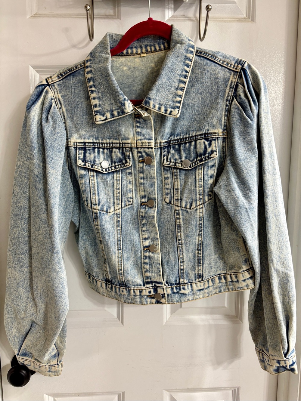 Feminine Cropped Light Stone Wash 80s Denim Jacket - Women